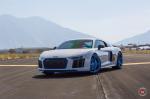 Audi R8 V10 on Blue Vossen Wheels (HC-1) 2017 года
